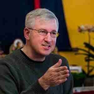 Uniting Wisdom and Compassion: Chandrakirti’s Praise to Great Compassion