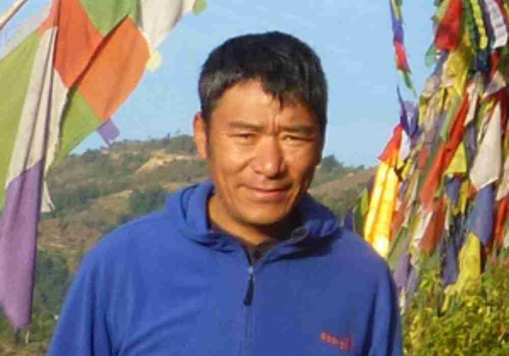 amber tamang tibetan guide in nepal